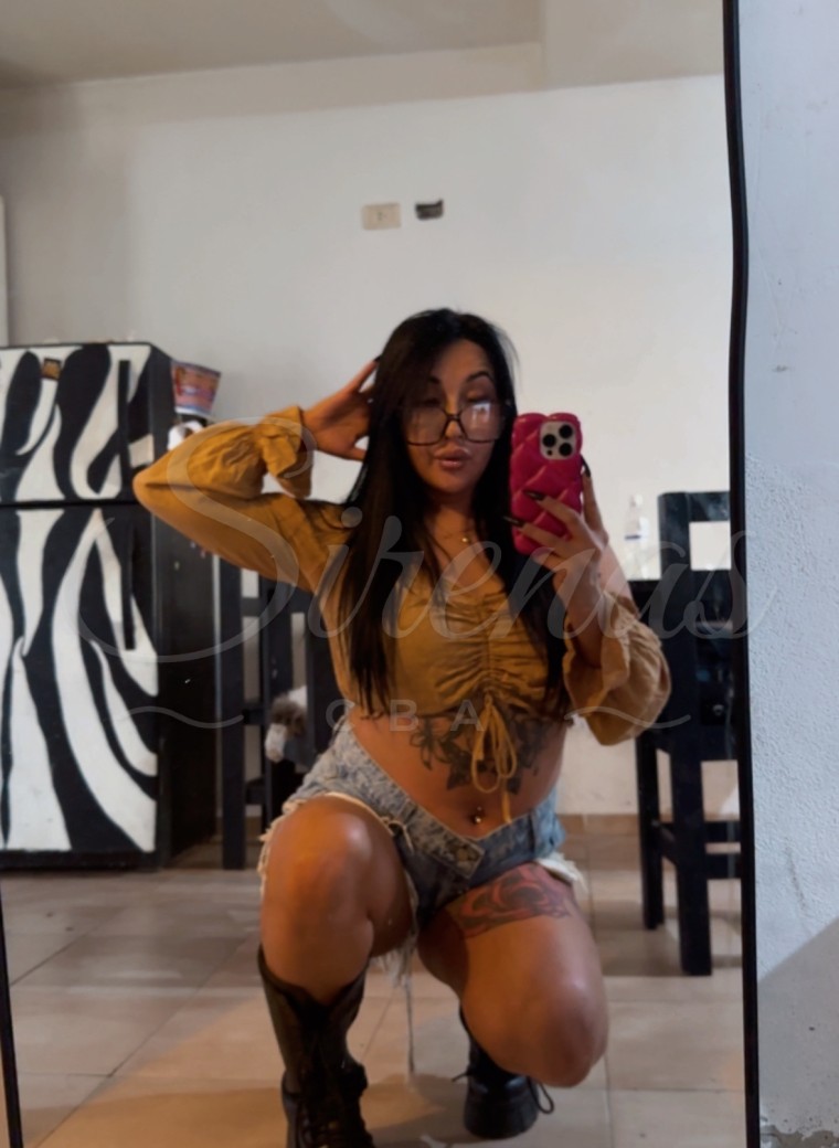 Delfy - Escort en Córdoba | Sirenas CBA